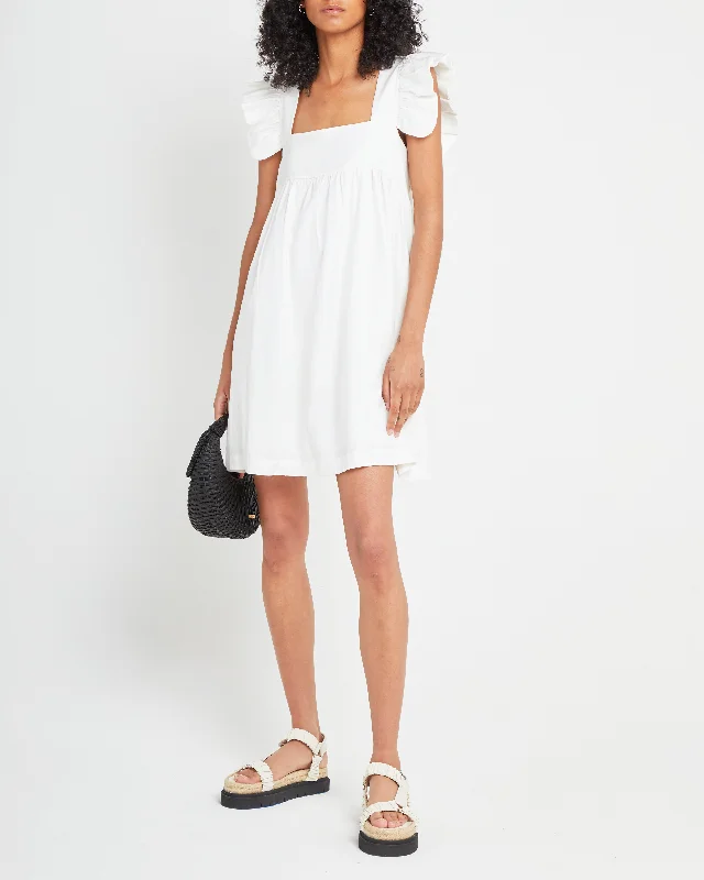 Maxi Dresses with Romantic Bows for a Feminine TouchAria Dress