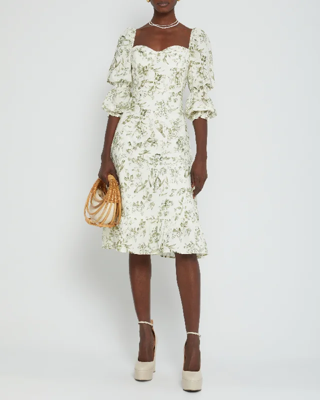 Maxi Dresses Embellished with Crystals for a Sparkling LookKourtney Dress