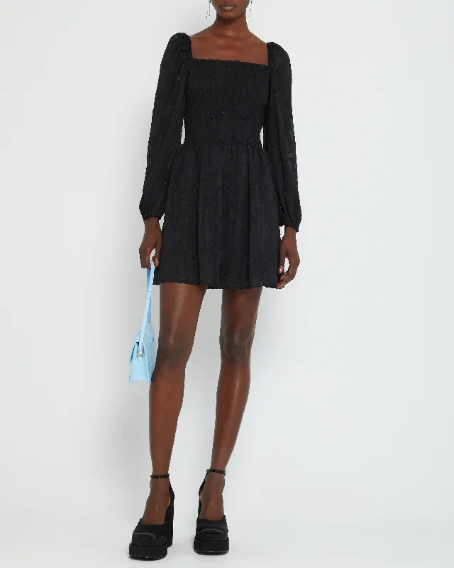 Maxi Dresses with Double - Layered Skirts for a Flowing EffectWren Dress