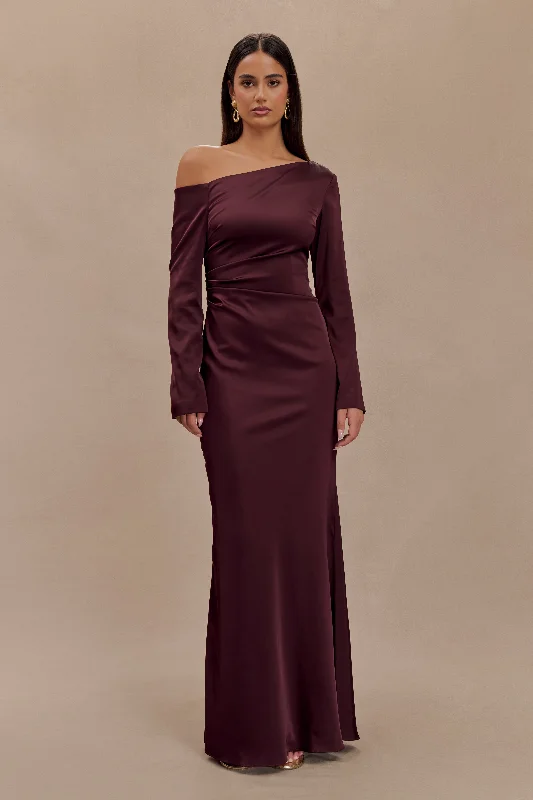 Party Dresses with Ruffled Hem and Bow at the Waist and Satin Ribbon for Ladies' Sweet and Feminine LookAvery Long Sleeve Maxi Dress - Plum Party Dresses with Ruffled Hem and Bow at the Waist and Satin Ribbon for Ladies' Sweet and Feminine LookAvery Long Sleeve Maxi Dress - Plum