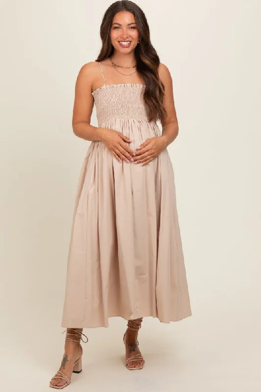 Stretch - fabric midi dress for a flexible and body - hugging fitBeige Smocked Pocketed Maternity Midi Dress Stretch - fabric midi dress for a flexible and body - hugging fitBeige Smocked Pocketed Maternity Midi Dress