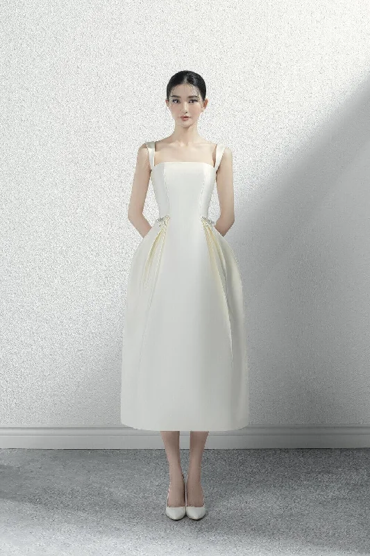 Zip - front midi dress for easy on - and - off convenienceElodie A-line Sleeveless Taffeta Midi Dress Zip - front midi dress for easy on - and - off convenienceElodie A-line Sleeveless Taffeta Midi Dress