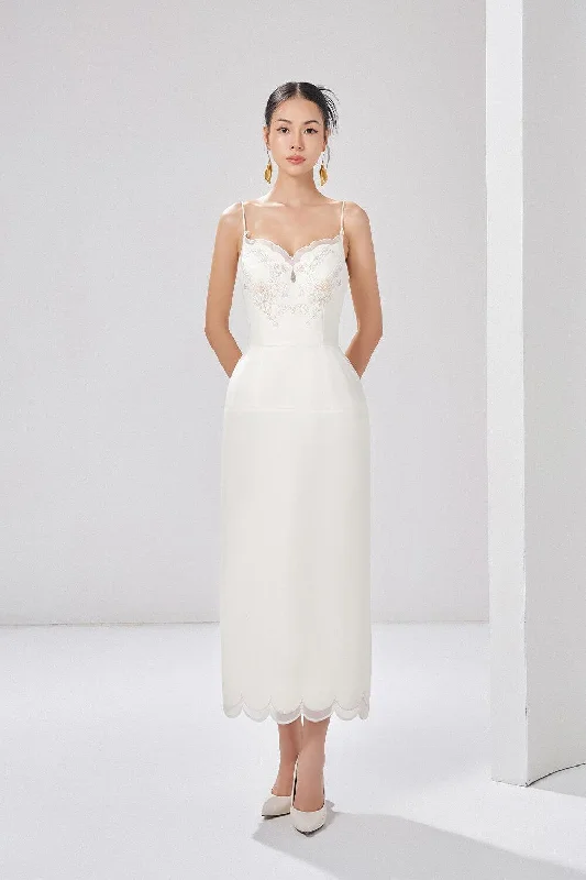 Velvet midi dress for a luxurious and soft feelEmmeline Straight Camisole Crepe Midi Dress Velvet midi dress for a luxurious and soft feelEmmeline Straight Camisole Crepe Midi Dress