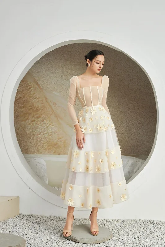 Contemporary - designed midi dress with modern detailsJacqueline Fit and Flare Square Neck Organza Midi Dress Contemporary - designed midi dress with modern detailsJacqueline Fit and Flare Square Neck Organza Midi Dress