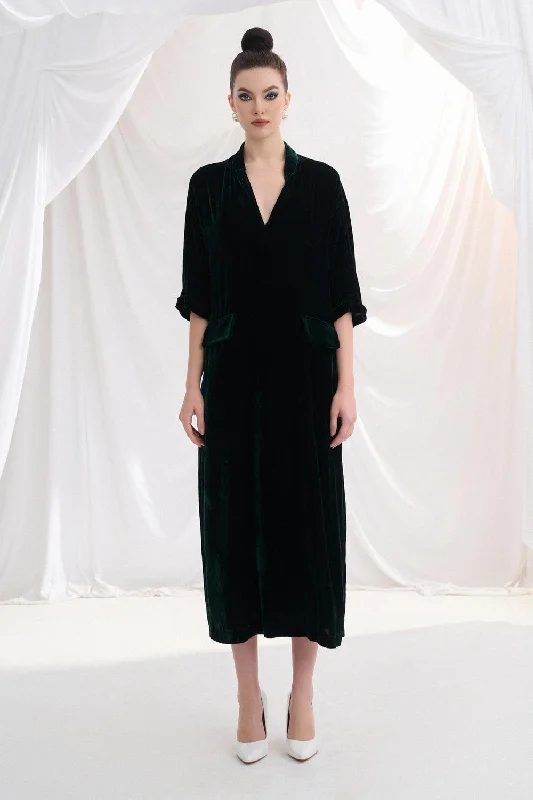Belted midi dress to cinch the waist and enhance the figureKalla Shift V-Neck Velvet Midi Dress Belted midi dress to cinch the waist and enhance the figureKalla Shift V-Neck Velvet Midi Dress