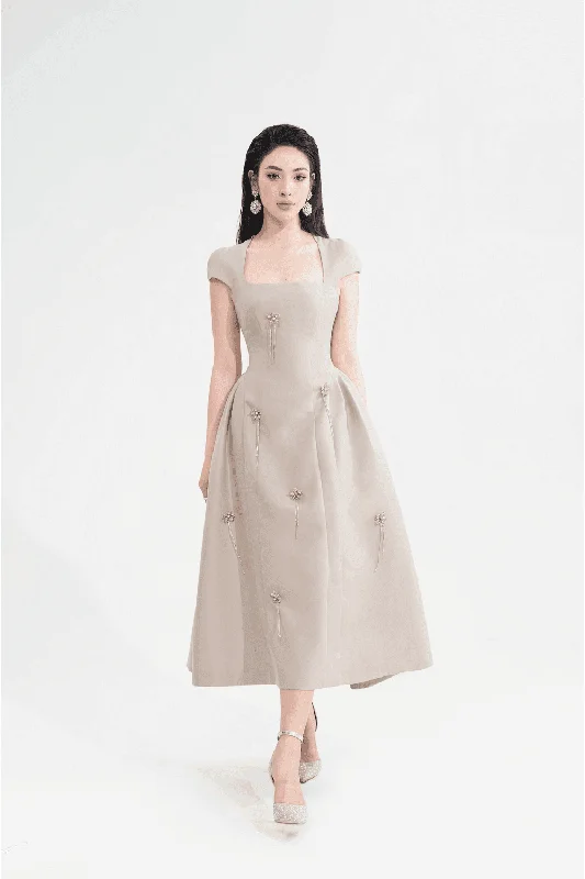 Plus size A - line midi dress with a flattering fitKathryn A-line Square Neck Taffeta Midi Dress Plus size A - line midi dress with a flattering fitKathryn A-line Square Neck Taffeta Midi Dress