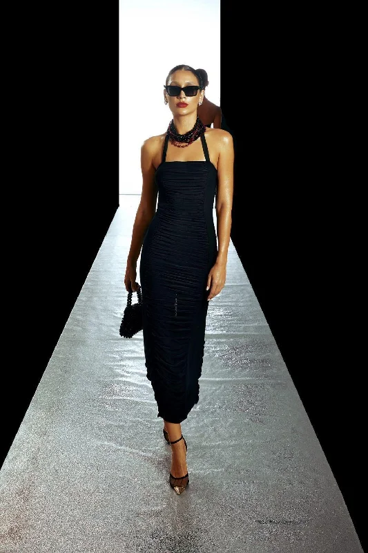 Tiered midi dress for a voluminous and feminine lookLeila Bodycon Halter Neck Mesh Midi Dress Tiered midi dress for a voluminous and feminine lookLeila Bodycon Halter Neck Mesh Midi Dress