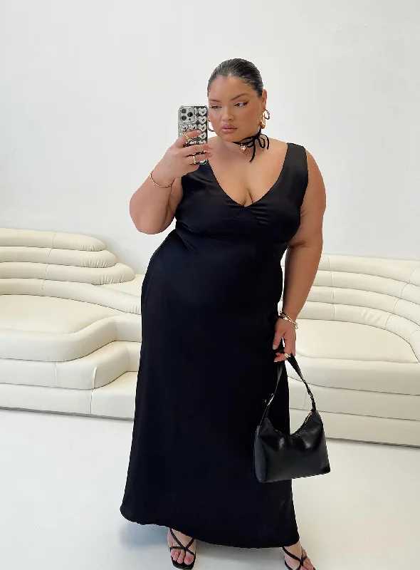 Midi dress for a countryside getaway for a laid - back and rustic lookLynsey Midi Dress Black Curve Midi dress for a countryside getaway for a laid - back and rustic lookLynsey Midi Dress Black Curve
