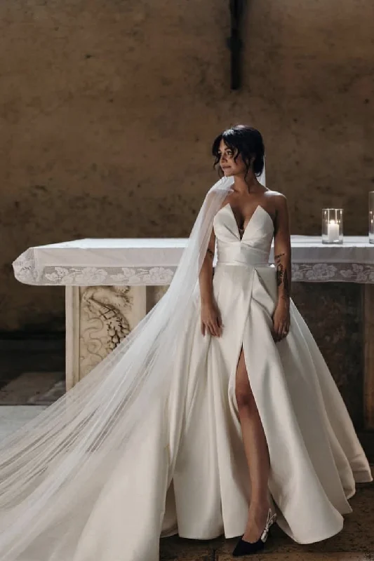 Exquisite hand - beaded wedding dress2024 Satin Wedding Gown with V Cut Neckline