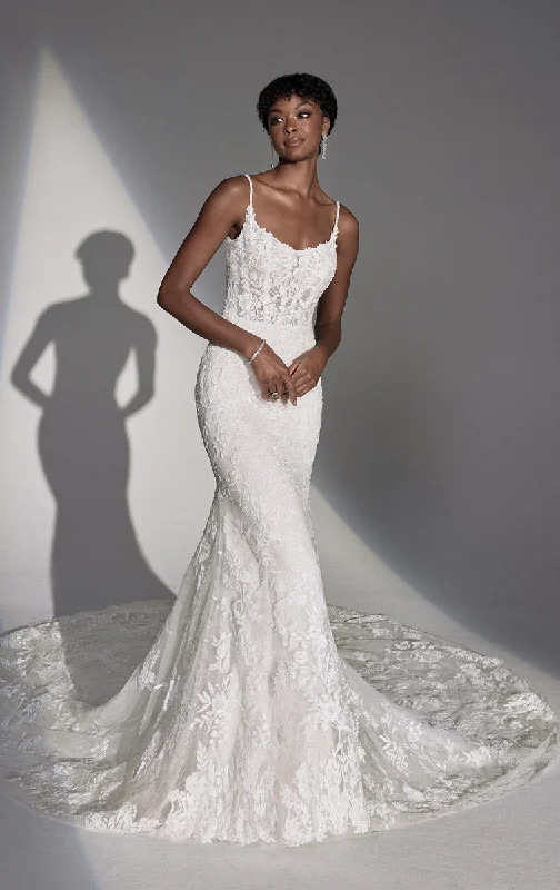 Crochet - detail bohemian wedding dress99235