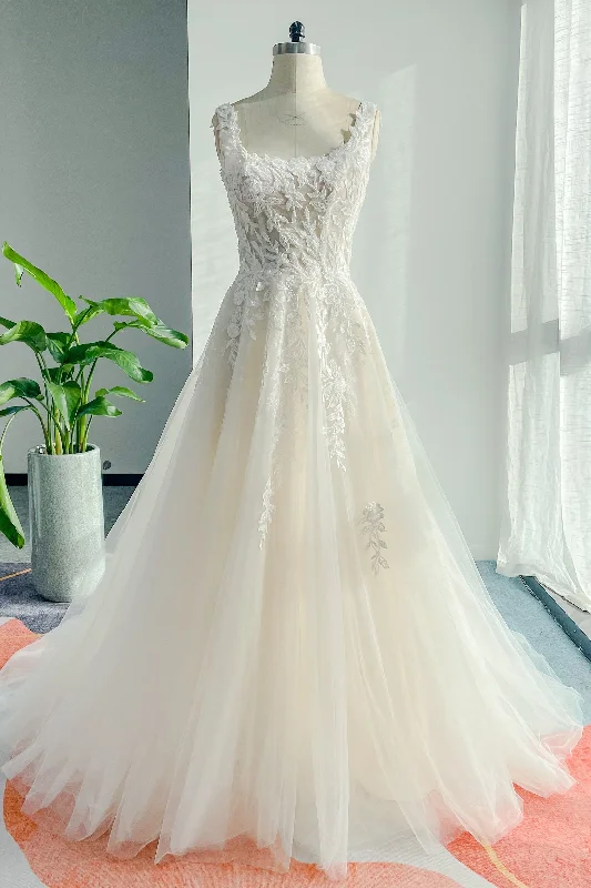 Plus - size mermaid wedding dressA-Line Court Train Lace Tulle Wedding Dress CW3153