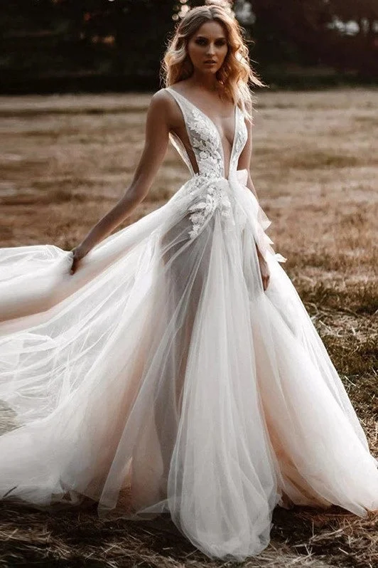 Quirky - designed wedding dress for an individual brideA-line Tulle Bridal Gowns with Deep V-neckline Quirky - designed wedding dress for an individual brideA-line Tulle Bridal Gowns with Deep V-neckline
