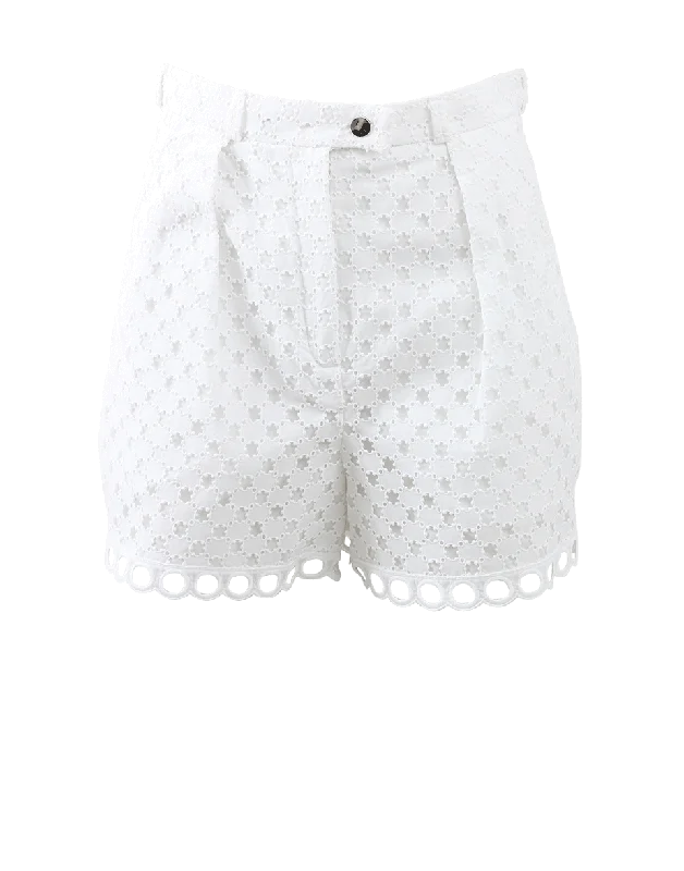Cuffed pants for women in a stylish detailAjoure Highwaist Short