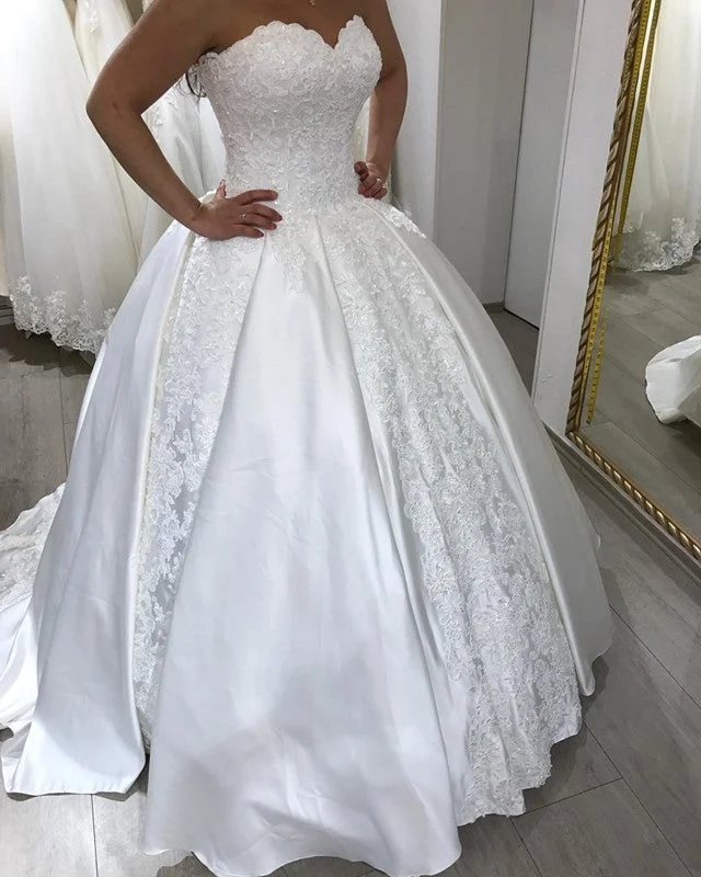 Graceful long - train wedding dressSweetheart Wedding Dress Ball Gown Lace Embroidery Graceful long - train wedding dressSweetheart Wedding Dress Ball Gown Lace Embroidery