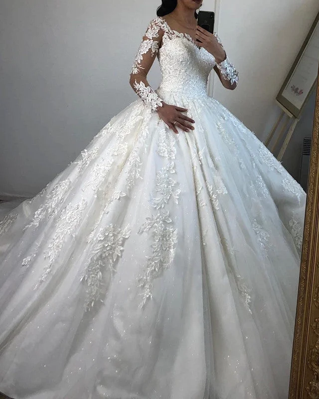 Scuba - fabric wedding dress for a modern fitLace Long Sleeves Wedding Princess Dress Scuba - fabric wedding dress for a modern fitLace Long Sleeves Wedding Princess Dress