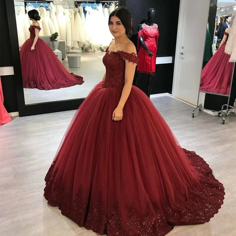 Quirky - designed wedding dress for an individual brideBurgundy Lace Appliques V-neck Off The Shoulder Ball Gowns Wedding Dresses Quirky - designed wedding dress for an individual brideBurgundy Lace Appliques V-neck Off The Shoulder Ball Gowns Wedding Dresses