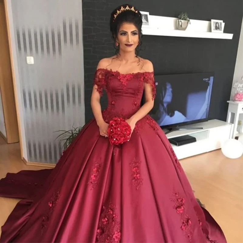 Outdoor - wedding - perfect lightweight wedding dressSatin Off The Shoulder Wedding Dresses Ball Gowns With Lace Flowers Outdoor - wedding - perfect lightweight wedding dressSatin Off The Shoulder Wedding Dresses Ball Gowns With Lace Flowers