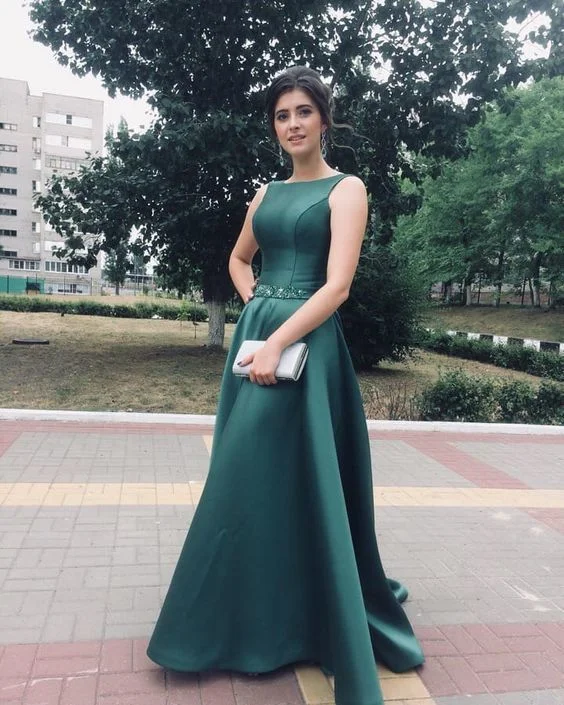 Cape - backed wedding dress for a dramatic entranceDark Green Prom Dress,Satin Wedding Dresses cg12457 Cape - backed wedding dress for a dramatic entranceDark Green Prom Dress,Satin Wedding Dresses cg12457
