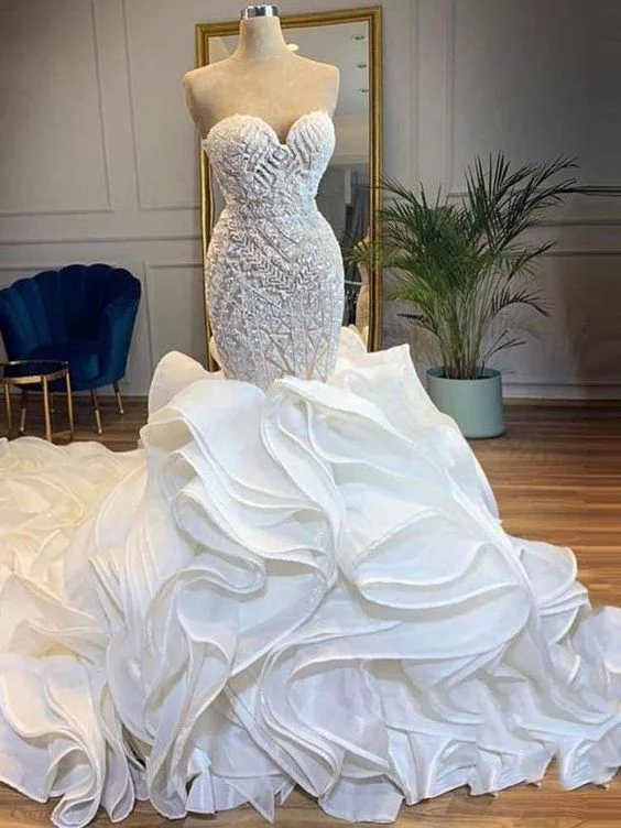 High - low hem wedding dress for a trendy touchElegant Sweetheart Lace Up Crystal Mermaid Wedding Dresses Prom Dress cg24808 High - low hem wedding dress for a trendy touchElegant Sweetheart Lace Up Crystal Mermaid Wedding Dresses Prom Dress cg24808