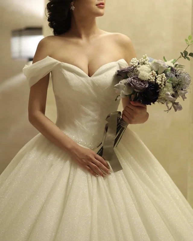 Lace - over - satin wedding dress for a classic combinationGlitter Tulle Wedding Dress Princess Ball Gown Off Shoulder Lace - over - satin wedding dress for a classic combinationGlitter Tulle Wedding Dress Princess Ball Gown Off Shoulder