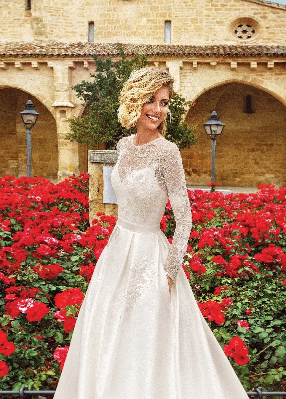 Smart - casual wedding dress for a laid - back ceremonyLong Sleeve A-Line Mikado Wedding Dress Smart - casual wedding dress for a laid - back ceremonyLong Sleeve A-Line Mikado Wedding Dress