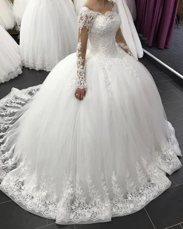 Padded - bust wedding dress for added supportLong Sleeves Wedding Dress Lace Appliques Ball Gown Padded - bust wedding dress for added supportLong Sleeves Wedding Dress Lace Appliques Ball Gown