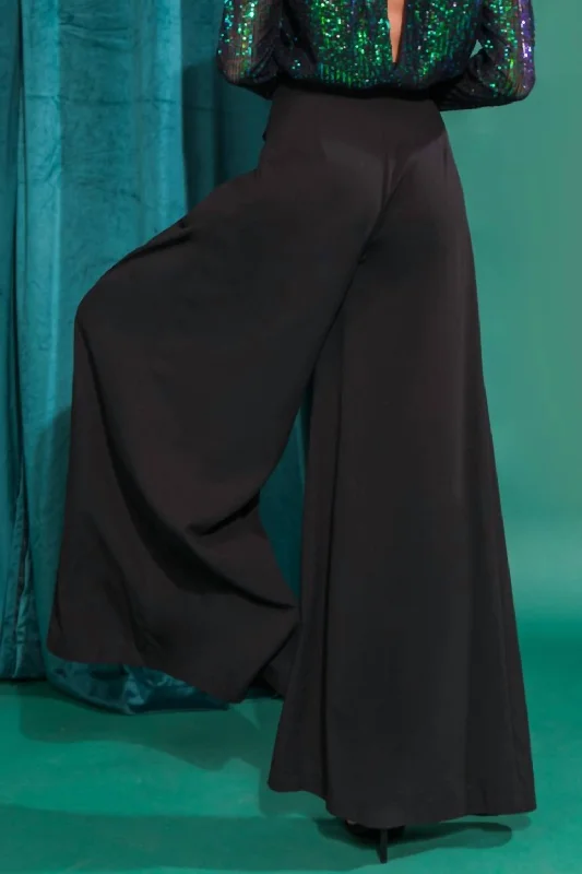 Linen blend wide leg jeans for women in a breezy and natural styleLove And Beyond Woven Pant In Black Linen blend wide leg jeans for women in a breezy and natural styleLove And Beyond Woven Pant In Black