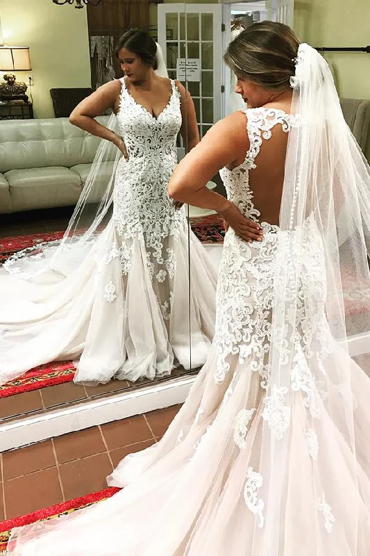 Plus - size ball gown wedding dressLong Mermaid V-Neck Ivory Wedding Dress with Lace Plus - size ball gown wedding dressLong Mermaid V-Neck Ivory Wedding Dress with Lace