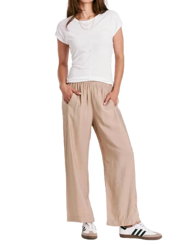 Elastic waistband lounge pants for women at homeParis Lounge Pants In Warm Sand