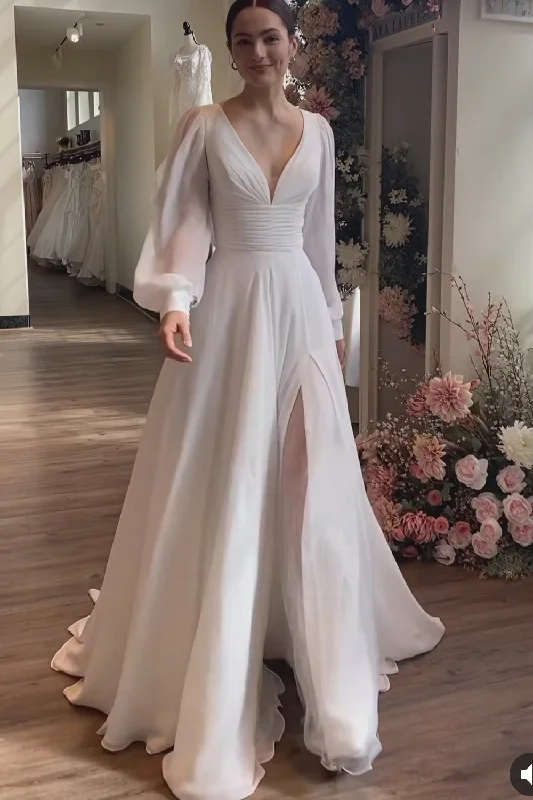 Quilted - fabric wedding dress for a unique texturePlunging Long Sleeves Chiffon Bridal Gown for Summer Weddings Quilted - fabric wedding dress for a unique texturePlunging Long Sleeves Chiffon Bridal Gown for Summer Weddings