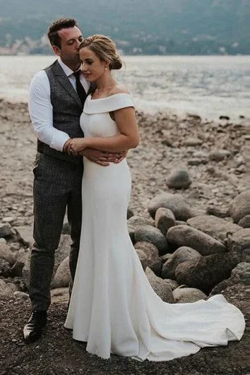 Floral - appliqued wedding dress for a feminine lookSimple Chiffon Mermaid Cap Sleeve Off-the-shoulder Wedding Dress Floral - appliqued wedding dress for a feminine lookSimple Chiffon Mermaid Cap Sleeve Off-the-shoulder Wedding Dress