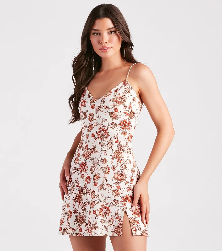 Dresses with Pleated Tulle Skirt and Sequined Geometric Shapes and Lace Overlay for Ladies' Princess and Feminine LookFresh In Paisley Floral A-Line Dress Dresses with Pleated Tulle Skirt and Sequined Geometric Shapes and Lace Overlay for Ladies' Princess and Feminine LookFresh In Paisley Floral A-Line Dress