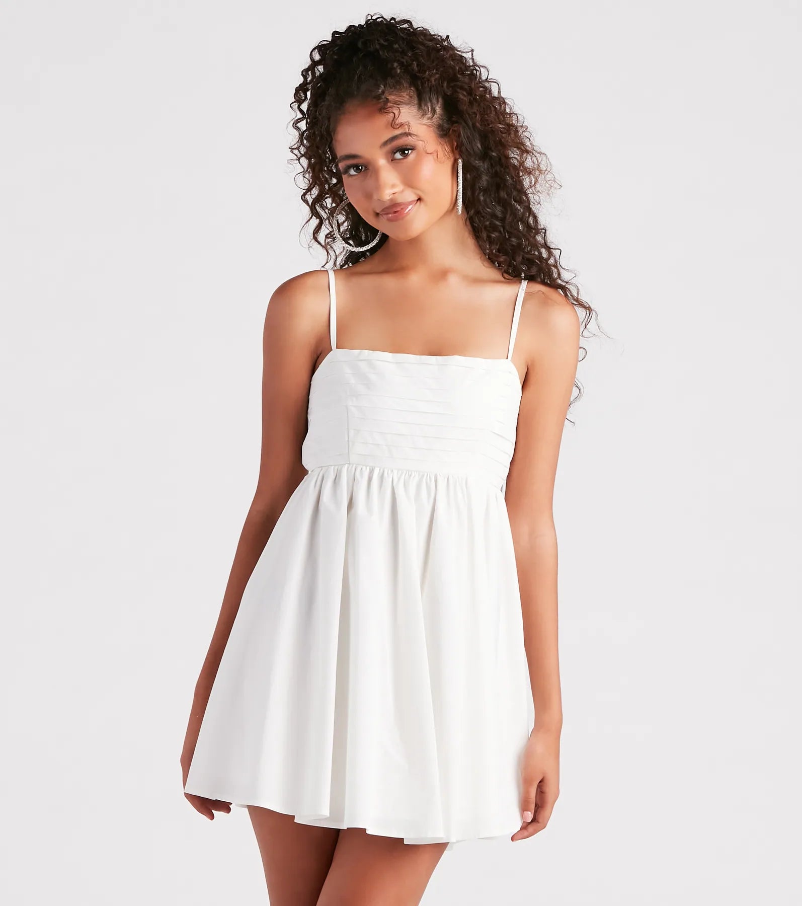Tube Dresses with Beaded Waistband for Ladies' Simple and Chic StylePleated Princess Bow Back Skater Dress Tube Dresses with Beaded Waistband for Ladies' Simple and Chic StylePleated Princess Bow Back Skater Dress
