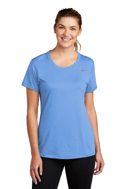 Fitted women's turtleneck T - shirtNike Womens Legend Dri-Fit Moisture Wicking Short Sleeve Crewneck T-Shirt - Valor Blue Fitted women's turtleneck T - shirtNike Womens Legend Dri-Fit Moisture Wicking Short Sleeve Crewneck T-Shirt - Valor Blue