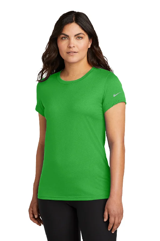 Tie - dye women's T - shirt in unique patternsNike Womens rLegend Dri-Fit Moisture Wicking Short Sleeve Crewneck T-Shirt - Apple Green Tie - dye women's T - shirt in unique patternsNike Womens rLegend Dri-Fit Moisture Wicking Short Sleeve Crewneck T-Shirt - Apple Green