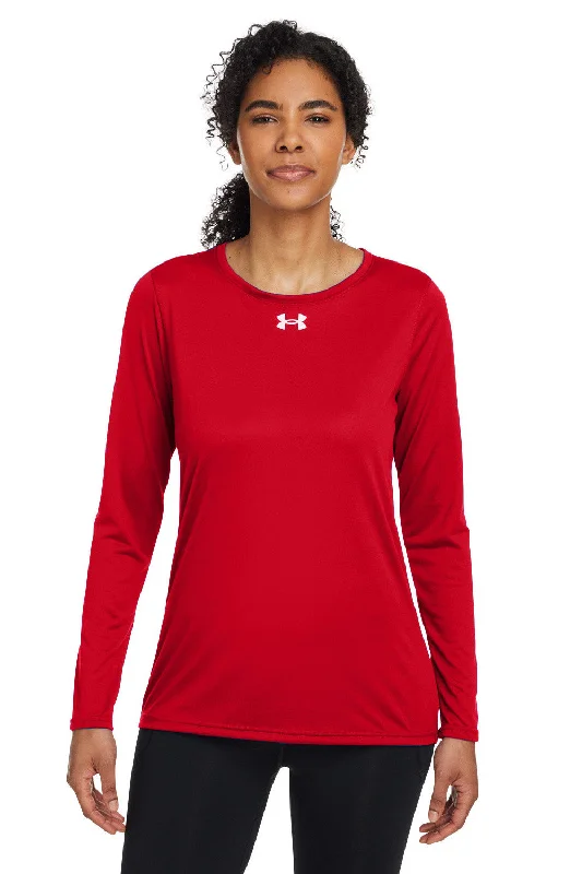 Women's T - shirt with a high - low hem and side slitsUnder Armour Womens Team Tech Moisture Wicking Long Sleeve Crewneck T-Shirt - Red Women's T - shirt with a high - low hem and side slitsUnder Armour Womens Team Tech Moisture Wicking Long Sleeve Crewneck T-Shirt - Red