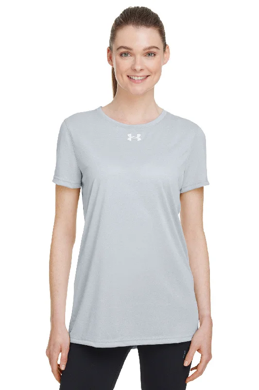 Printed women's T - shirt with a vintage - inspired floral patternUnder Armour Womens Team Tech Moisture Wicking Short Sleeve Crewneck T-Shirt - Heather Light Mod Grey Printed women's T - shirt with a vintage - inspired floral patternUnder Armour Womens Team Tech Moisture Wicking Short Sleeve Crewneck T-Shirt - Heather Light Mod Grey