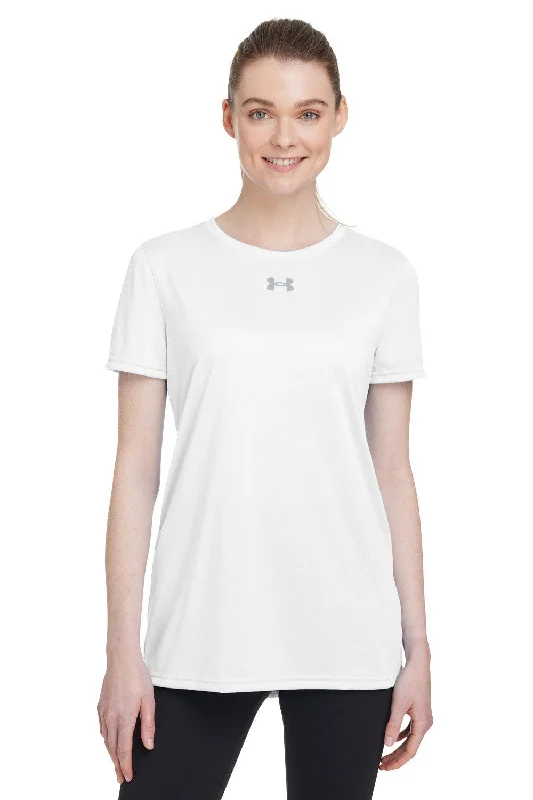 Women's T - shirt with a burnout geometric patternUnder Armour Womens Team Tech Moisture Wicking Short Sleeve Crewneck T-Shirt - White Women's T - shirt with a burnout geometric patternUnder Armour Womens Team Tech Moisture Wicking Short Sleeve Crewneck T-Shirt - White