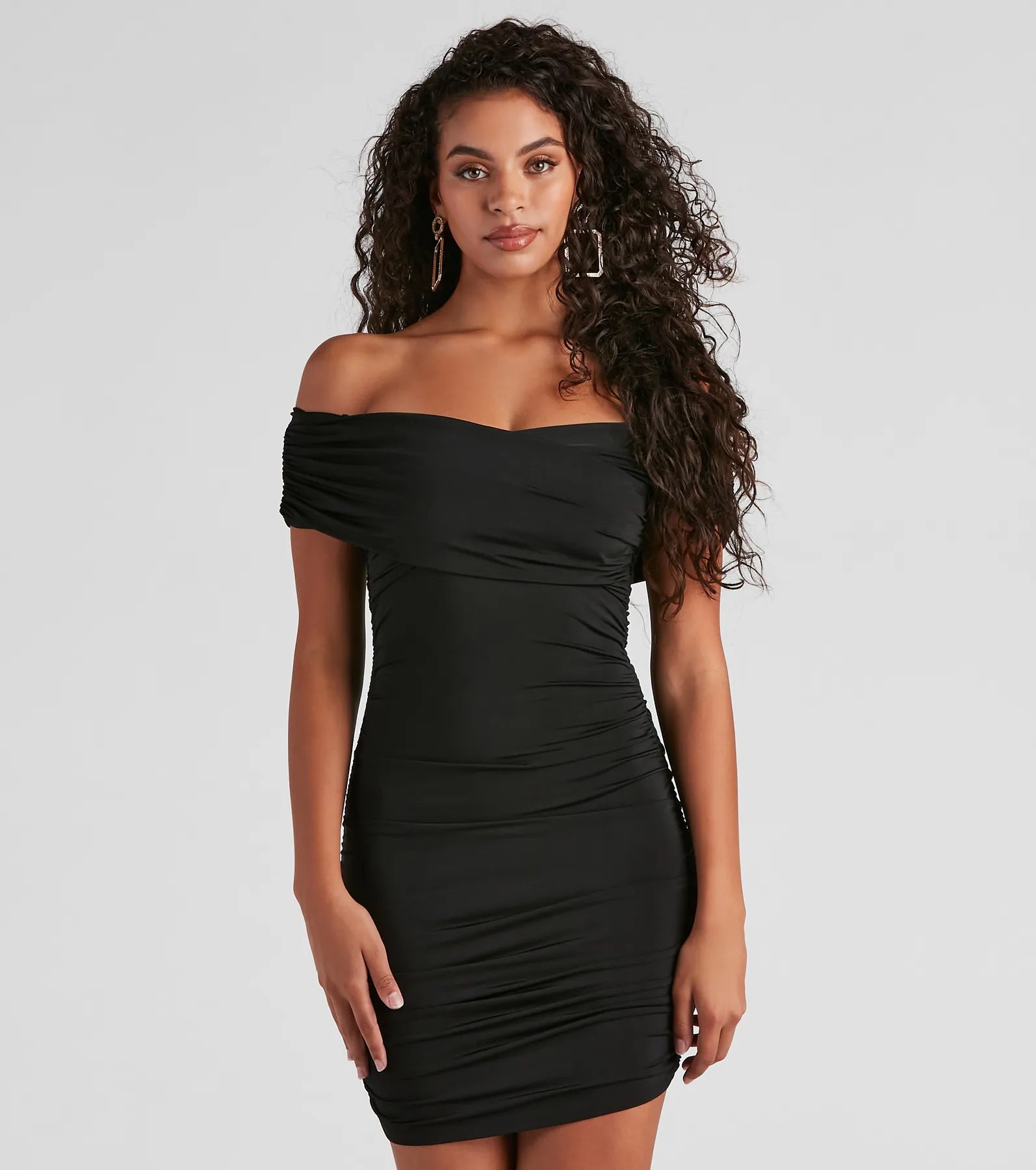 "Bohemian - style women's dresses for music festivals"Alluring And Chic Off-The-Shoulder Mini Dress