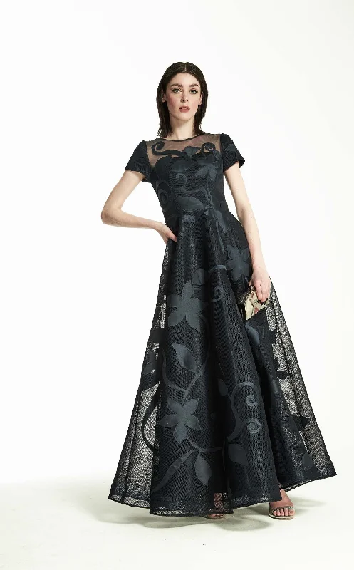 "Petite women's dresses with flattering fits"Park 108 M442 Dress